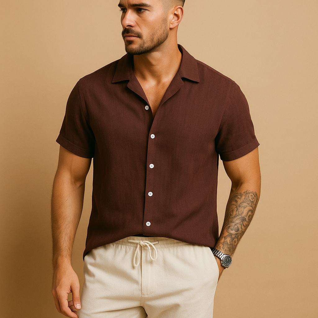 To-delt sæt sommeroutfit til mænd med tidløst design | Kane